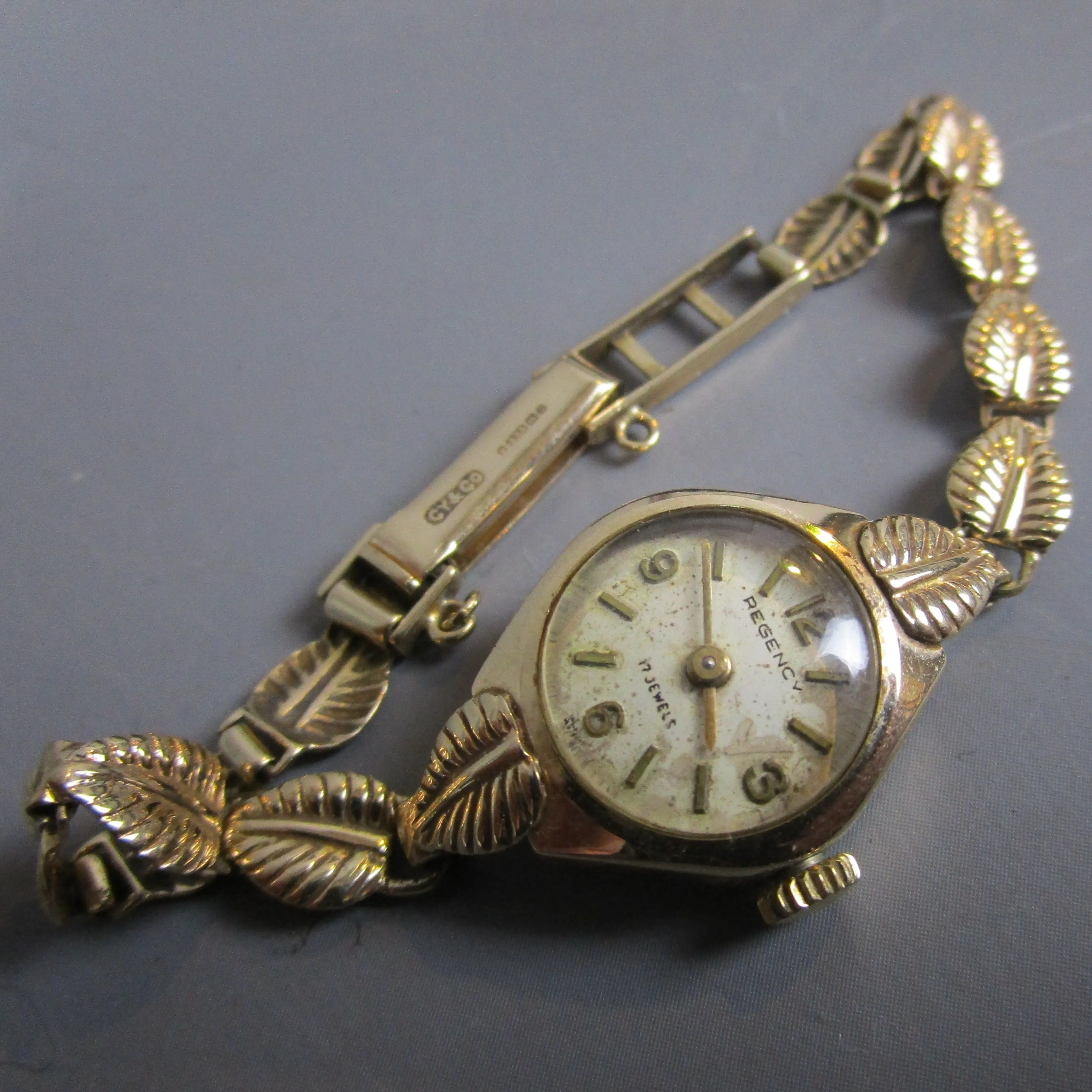 Vintage 1960s 9CT Gold Ladies Regency Wristwatch with 17 Jewels Swiss Movement