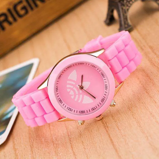 Watches Men Women Ladies Quartz wristwatches black white Analog Ladies Wrist Watch Watches women clock drop ship